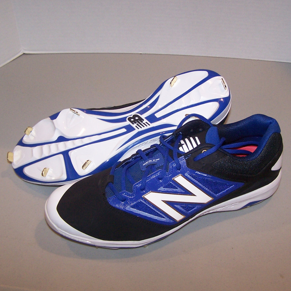 NEW BALANCE REV LITE RC BASEBALL CLEATS S3305